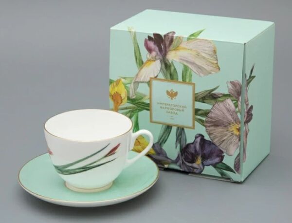 L'Art des Fleurs Fincan ve Tabağı Hediye Kutusunda, Bahar 2 Şekli, Kaplan İris