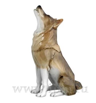 Oturan kurt figürü