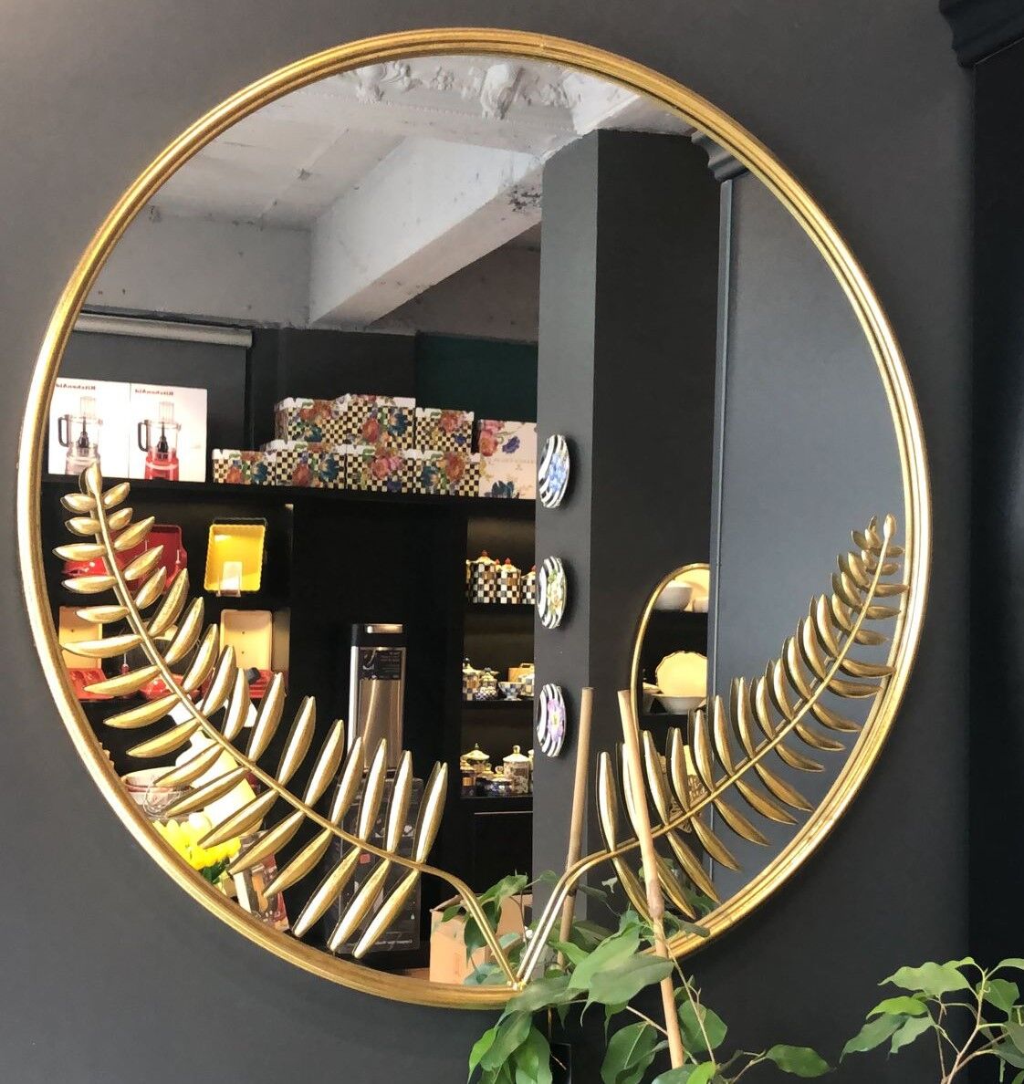 CIRCLE 2 LEAVES BUYUK AYNA GOLD 80X80 CM